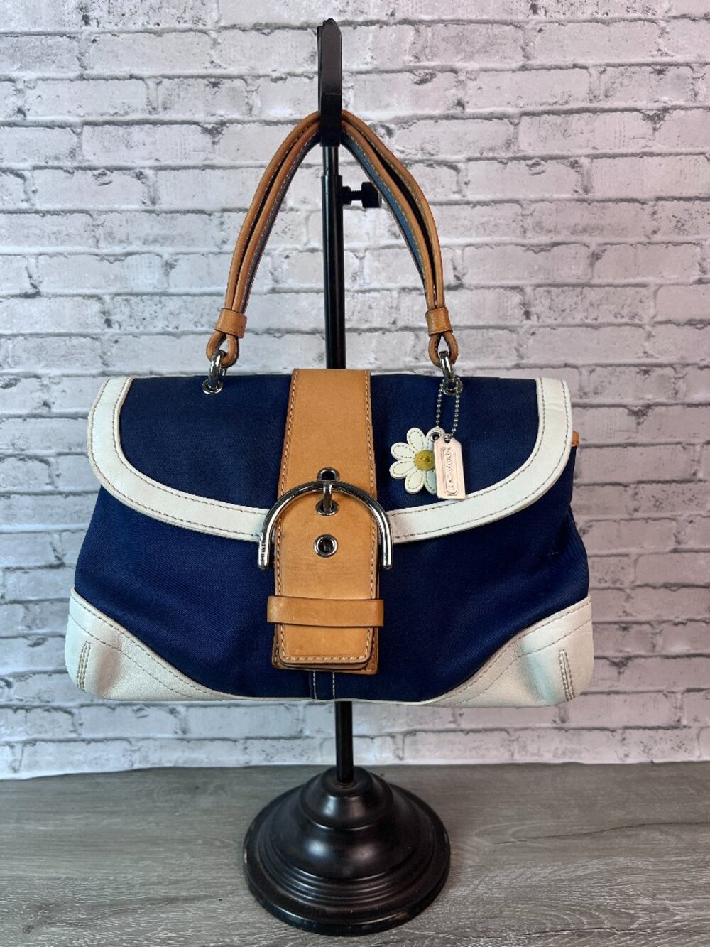 Vintage  Coach Soho Daisy buckle flap satchel 4432